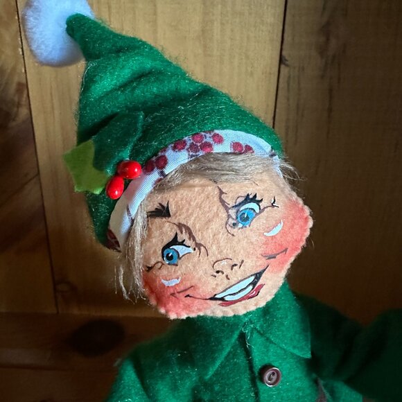 Collectible Annalee Green 2017 Posable Mischievous Elf 17 inches - Picture 6 of 13